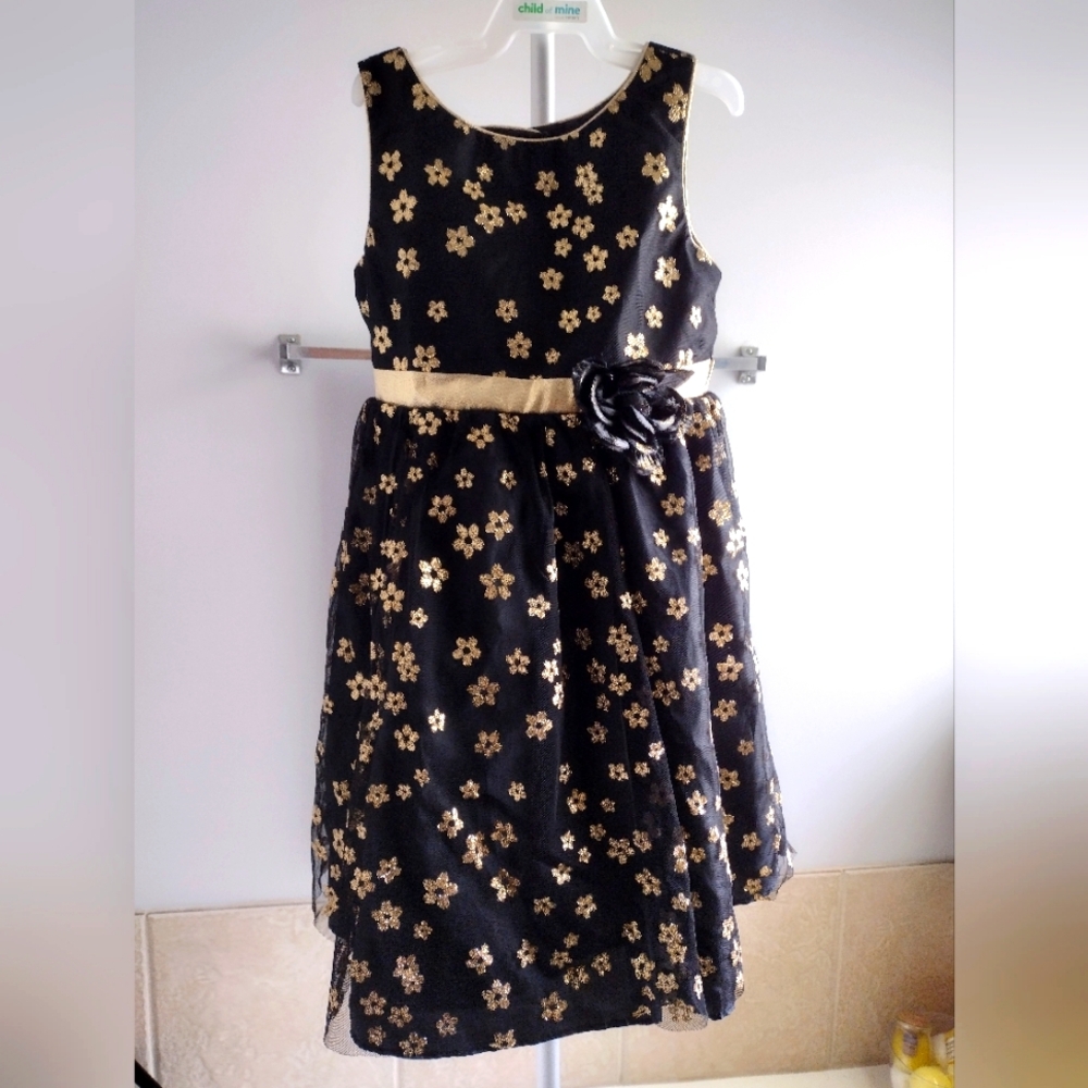 Chic Black, Gold Floral Kids Dress Size 5 Youngland